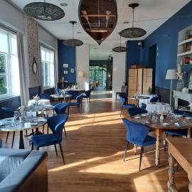 Hotel Restaurant Le Bosquet، فندق في ليه-بونت-دي-سي