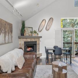 Ski In out Remodeled Luxury Condo