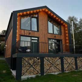 Guest house Zatishniy dvir โรงแรมในยาเรมชา
