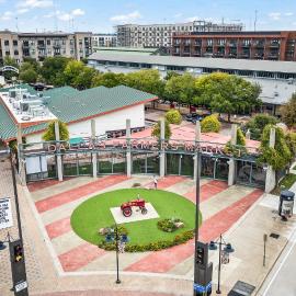 Dallas Farmers Market Apartment, Just right in Downtown DALLAS TX Perfect Place, hotel in Dallas