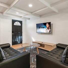 Guest House, Accessible to Downtown, & Fast WiFi!, hotel din Chico