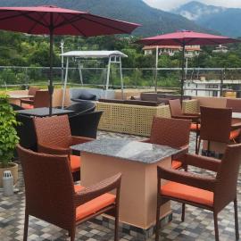 Hotel Bir Residency, hotel en Bīr