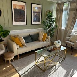 Grace House - 15 Minutes To Central London, hotel in Thamesmead