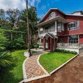 SaffronStays Magnolia - 3BHK Moira Goa Villa with Pool & Games Room, hotel Bardez városában