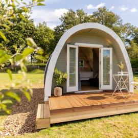 De verpozing - Tinyhouse Nr1, ξενοδοχείο σε Milsbeek