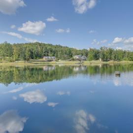 Fish, Swim & More: Lakefront Alabaster Home, Hotel in Alabaster
