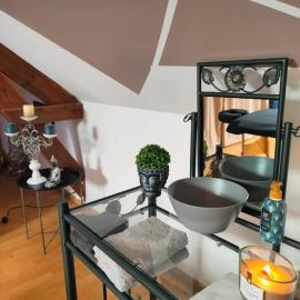 Appartement spacieux, hotel in Friville-Escarbotin