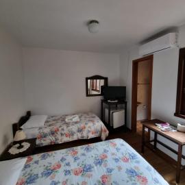 Hotel Garibaldi, hotel i Piratini