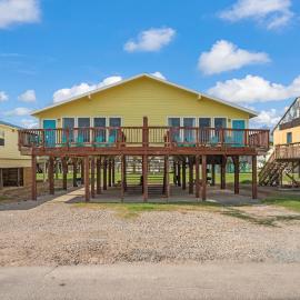 Oceanfront 4BR, Peaceful, Cozy, Kids/Pet Friendly!, hotel a Freeport