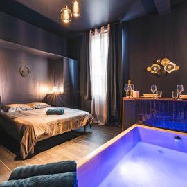랭스에 위치한 호텔 SPA Balnéo des Sacres-REIMS-Centre Ville