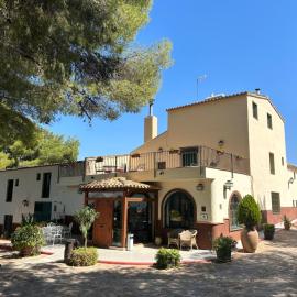 Hotel FINCA FANECAES – hotel w mieście Biar