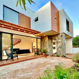 Into the Sun - Modern Holiday Home, hotel in Albion