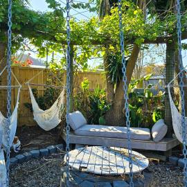 Tairua Garden Hideaway - Homestay with Private Room, hotel in Tairua