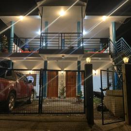 Camiguin Atlantis Pension House, hotel em Catarman