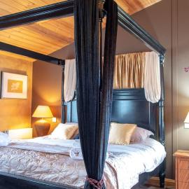 Havana Lodge - Still Rabbit - Hot Tub - Yorkshire, hotel a York