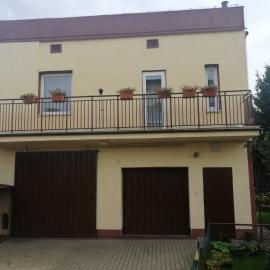 Apartament z 3 sypialniami - bezpłatny parking、ウッチのホテル