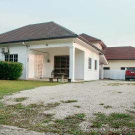 Kundang Villa @ Tasik Biru - 3 Bedrooms Bungalow, hotel a Rawang