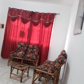 Casa a 270 metros da basilica, hotel v destinácii Aparecida
