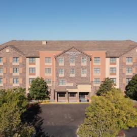 Viesnīca TownePlace Suites by Marriott Sacramento Roseville pilsētā Rozvila