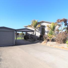 Chez Tredgold, Hotel in Mallacoota