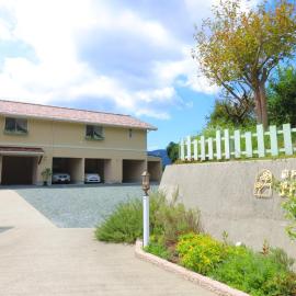 Minamiaso Nobara Inn, hotel in Minami Aso