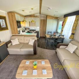 MP413 - Camber Sands Holiday Park - Close to Facilities - Free Wifi - Sleeps 8 - Large Decking
