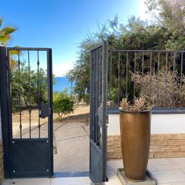 Casa Giunicchi, un gioiello fronte mare