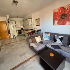 Apartamento Manilva con terraza y piscina, hotel u gradu 'Manilva'