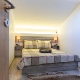 Fine House، فندق في تريكالا