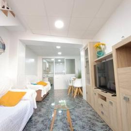 casita en playa de la colonia, hotel in Águilas