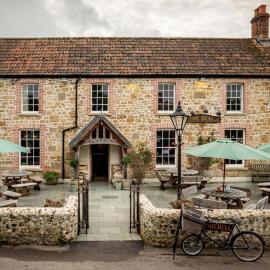 The Bell, hotel en Ilminster