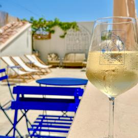 VOLPE E UVA Winesuites & Spa, hotell i Trani