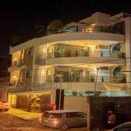 Okapi Residence Resort – hotel w Gomie
