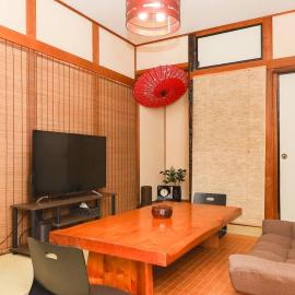 犬山1棟貸切り-guest house SAKURA, hotel di Inuyama