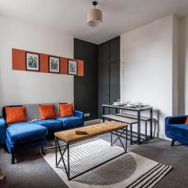Stylish 3-BR Home in Gateshead near Newcastle