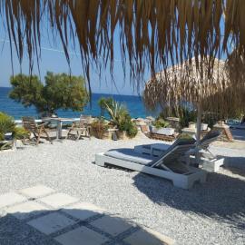 ILIOPOULOS Apartments, hotel v destinaci Mourteri
