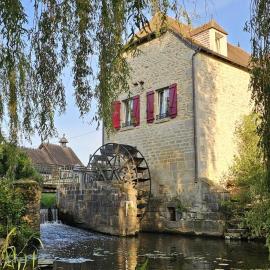 Moulin de Petoulle, hotel v destinácii Charenton-du-Cher