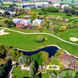 Karma Lakelands Golf Resort & Residences, hotel a Gurgaon