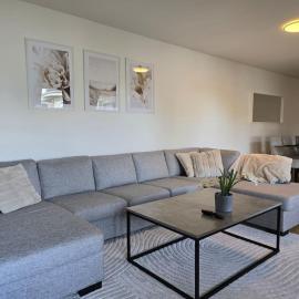 Modern and complete House, hotel u gradu Vesteros