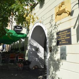 Akzent Hotel Goldner Hirsch, hotel di Kamenz