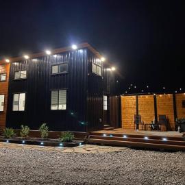 Sleeps 5-6 Near RRG-Hot Tub-Nice Sunrise-Quiet, hotel a Beattyville