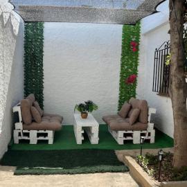 Casa Rural Los Laureles, hotel en Baúl