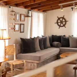 Casa Capitan - BEACHFRONT living