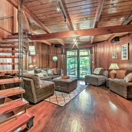 Tropical Cabana w/ Deck, Hot Tub & Lush Scenery!
