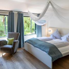 Viesnīca NAKUK Landhotel und Restaurant pilsētā Vangerlande