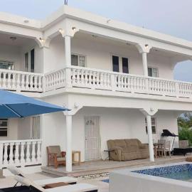 New condo with sea view 3, hotel v destinácii Wheeland Settlement