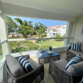Penthouse frente a la playa en Emotions Hodelpa, Playa Dorada