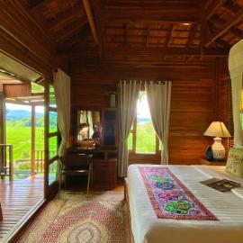 Nan Seasons Boutique Resort, hotel v mestu Nan