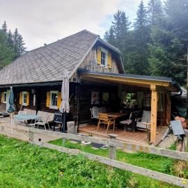 Almhütte, hotel a Ferlach