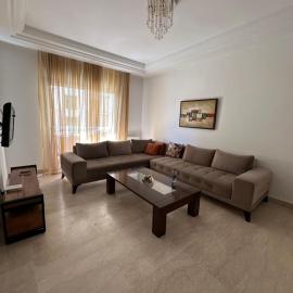 Luxueux appt jardin de Carthage, hotel a La Goulette
